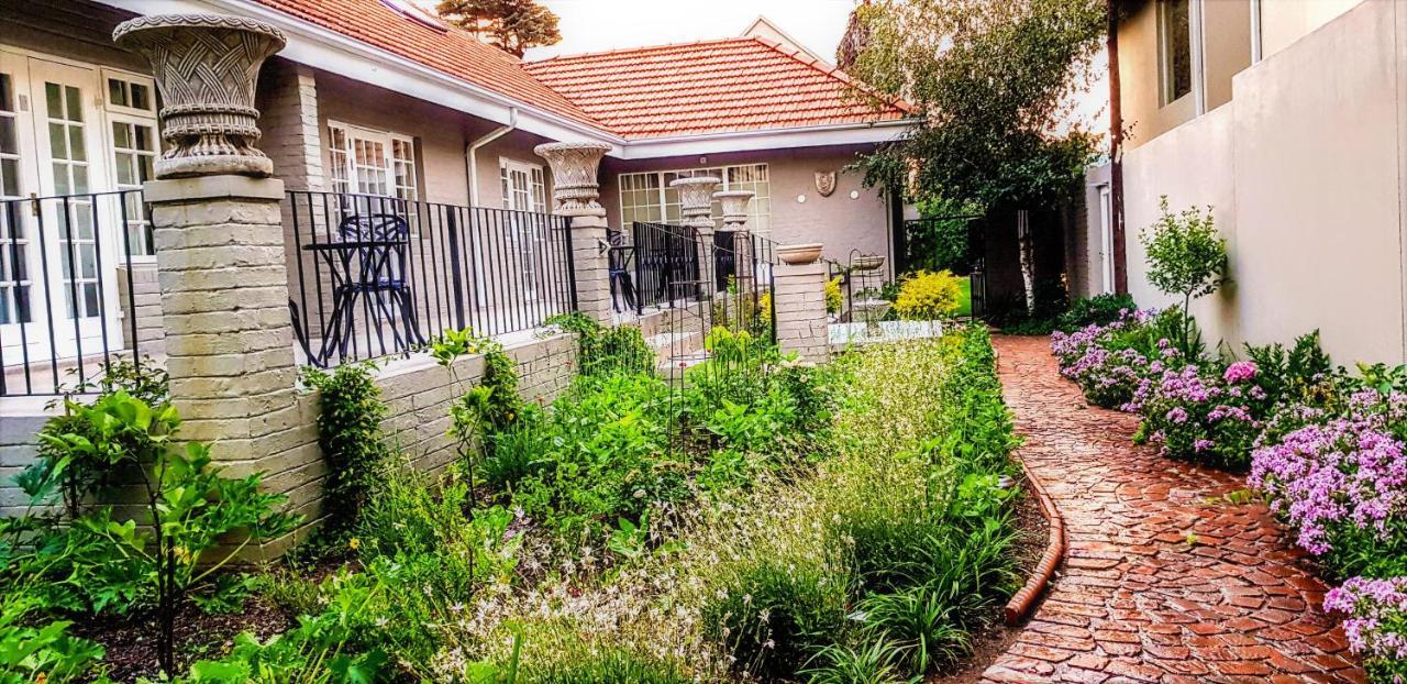 Villa Moi Johannesburg Bagian luar foto
