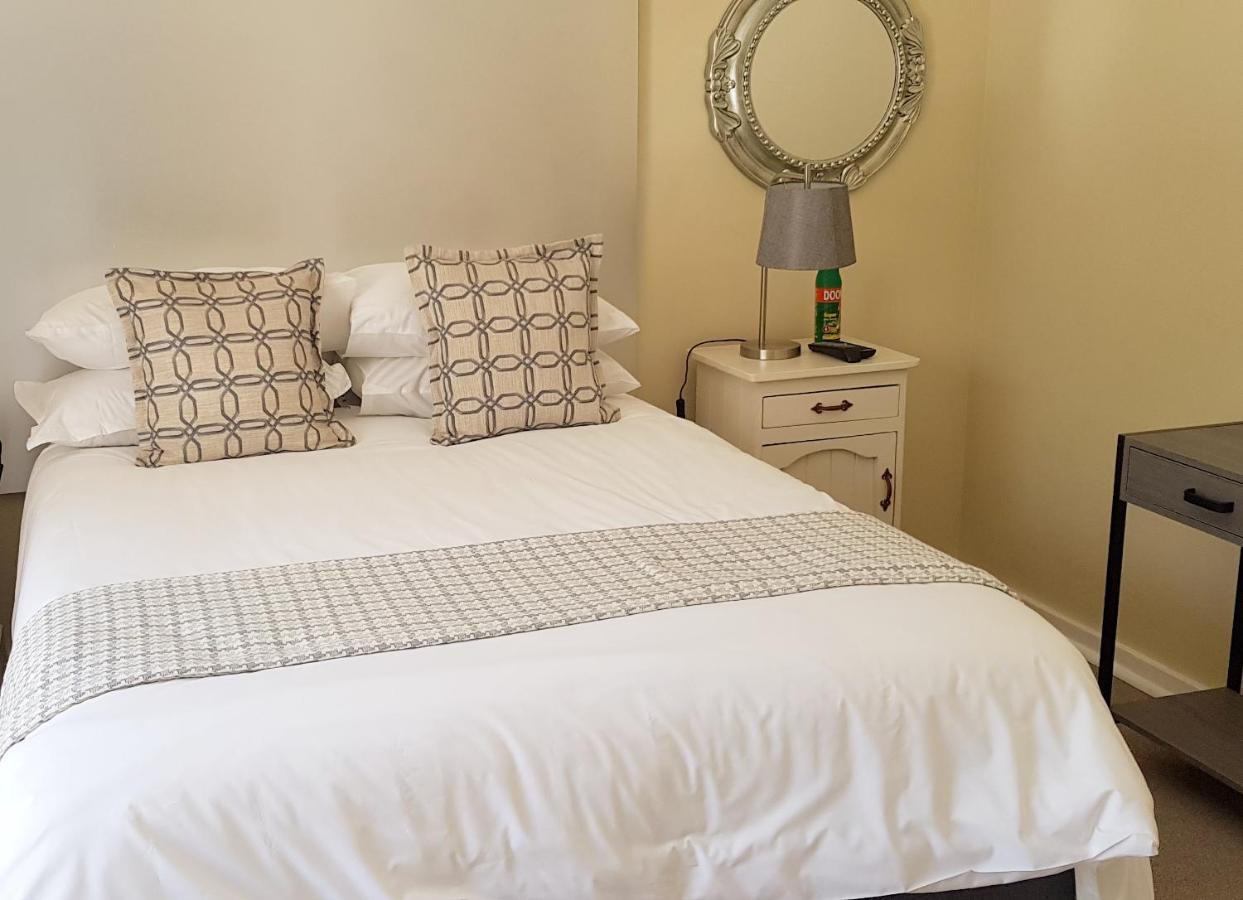 Villa Moi Johannesburg Bagian luar foto